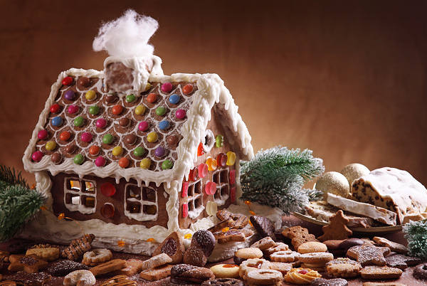 This jpeg image - Gingerbread House Background, is available for free download