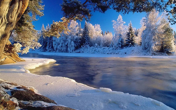 This jpeg image - Nice Winter River Backround, is available for free download