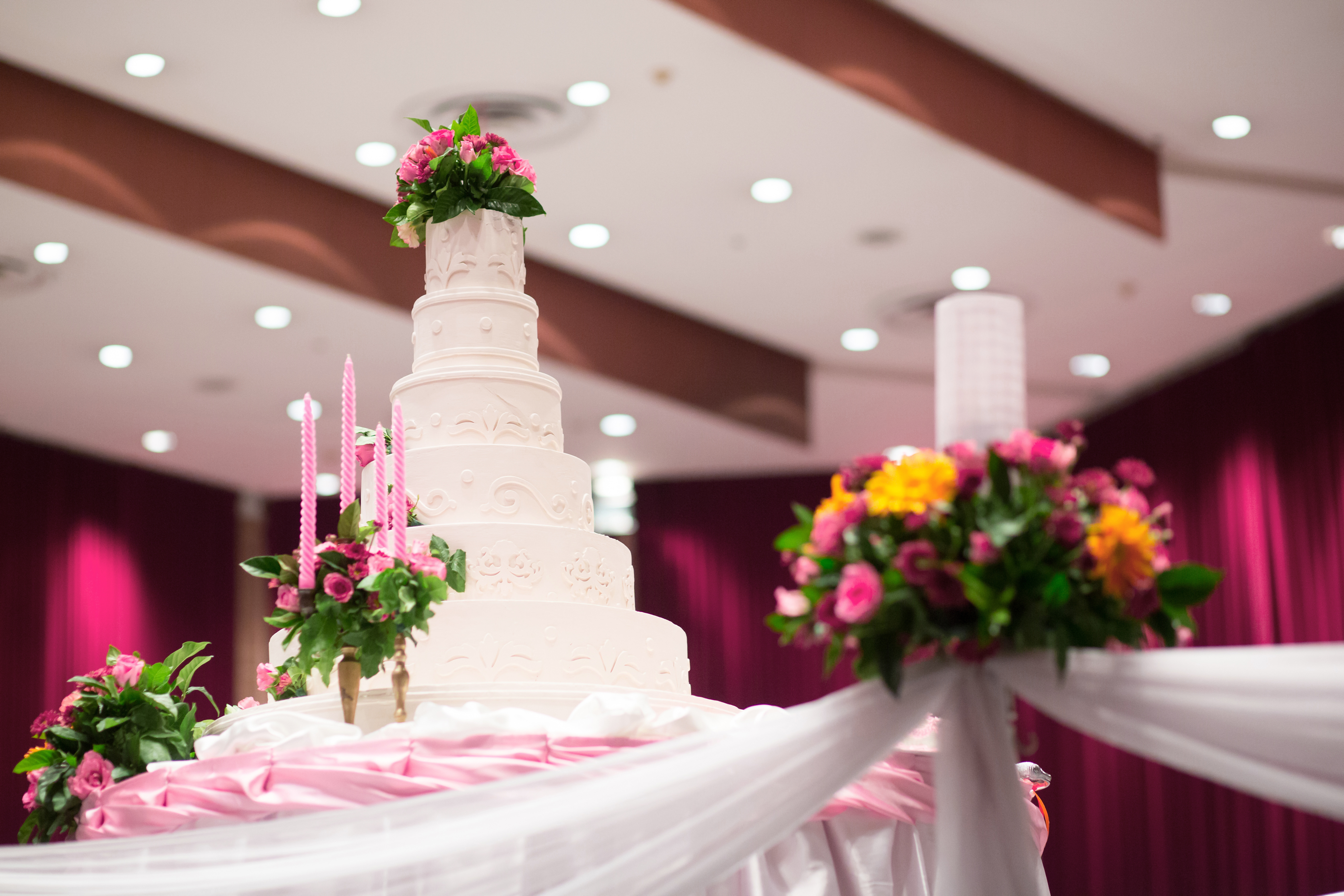 wedding cake wallpaper