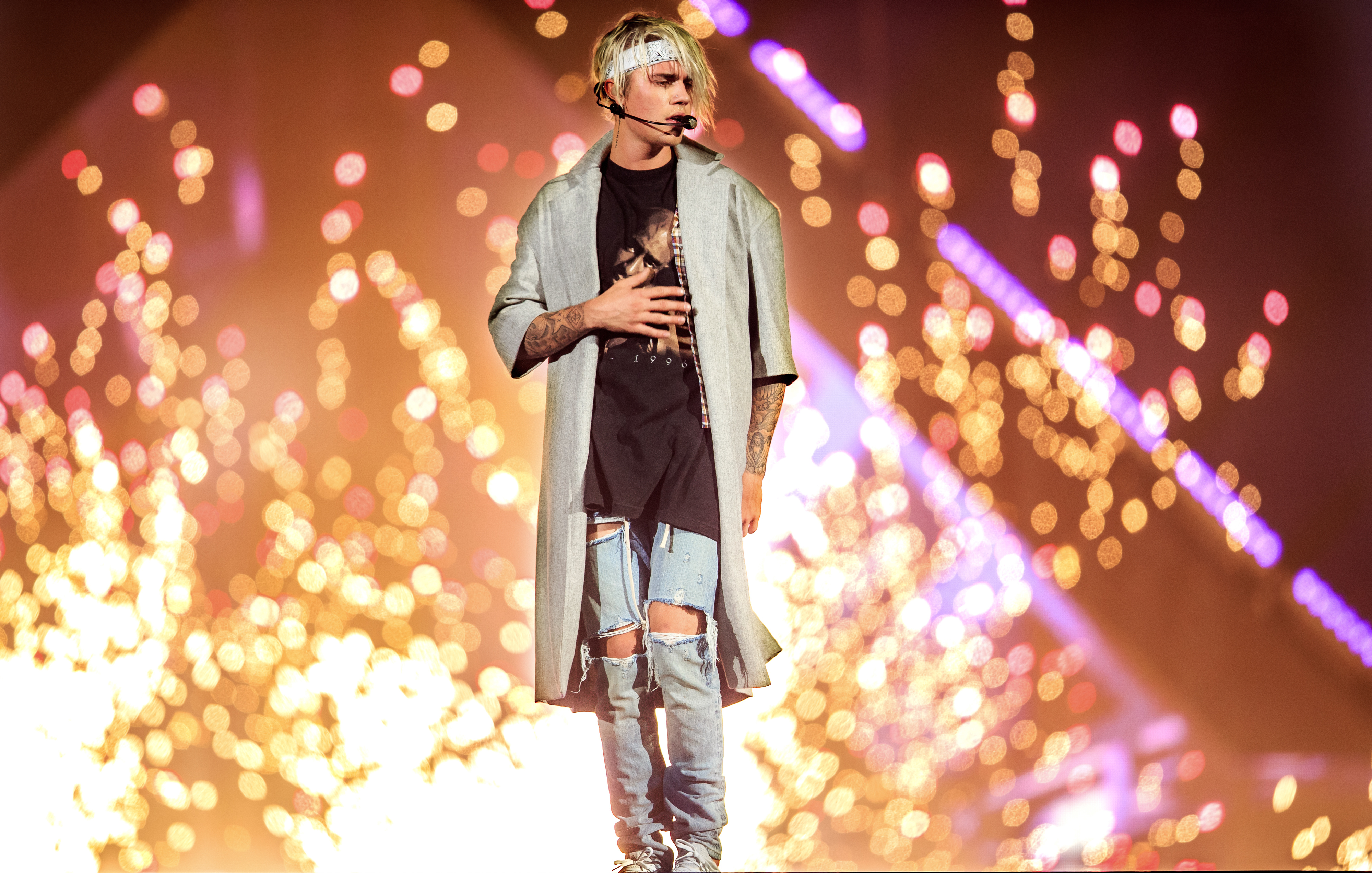 Justin Bieber Concert Wallpaper Gallery Yopriceville High Quality Images And Transparent Png Free Clipart