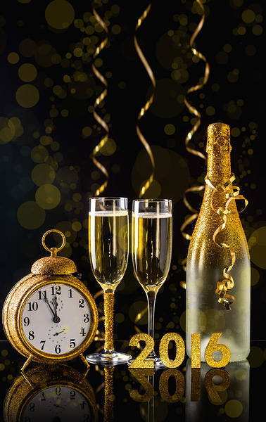 This jpeg image - 2016 Happy New Year with Champagne and Clock Background, is available for free download