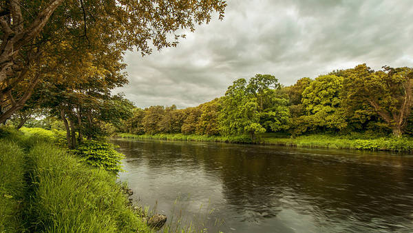 This jpeg image - Autumn River Background, is available for free download