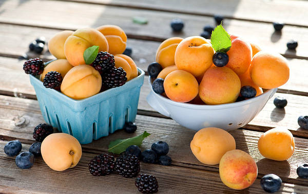 This jpeg image - Blackberries Blueberries and Apricots Background, is available for free download