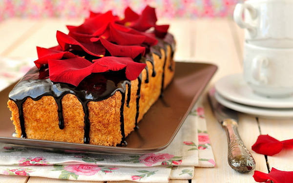 This jpeg image - Cake with Rose Petals Background, is available for free download