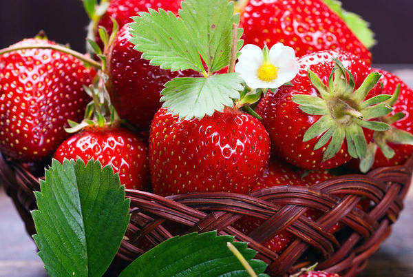 This jpeg image - Strawberry Basket Background, is available for free download