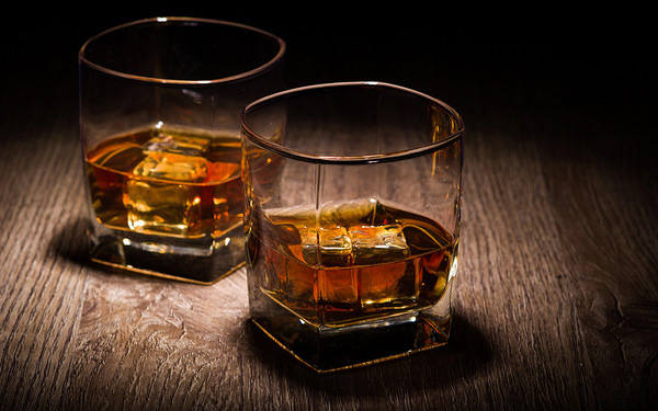 This jpeg image - Whiskey Wallpaper, is available for free download