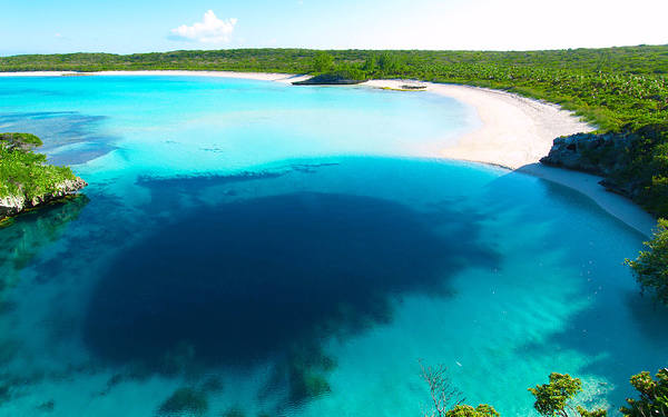 This jpeg image - Blue Hole Bay Long Island Bahamas Wallpaper, is available for free download